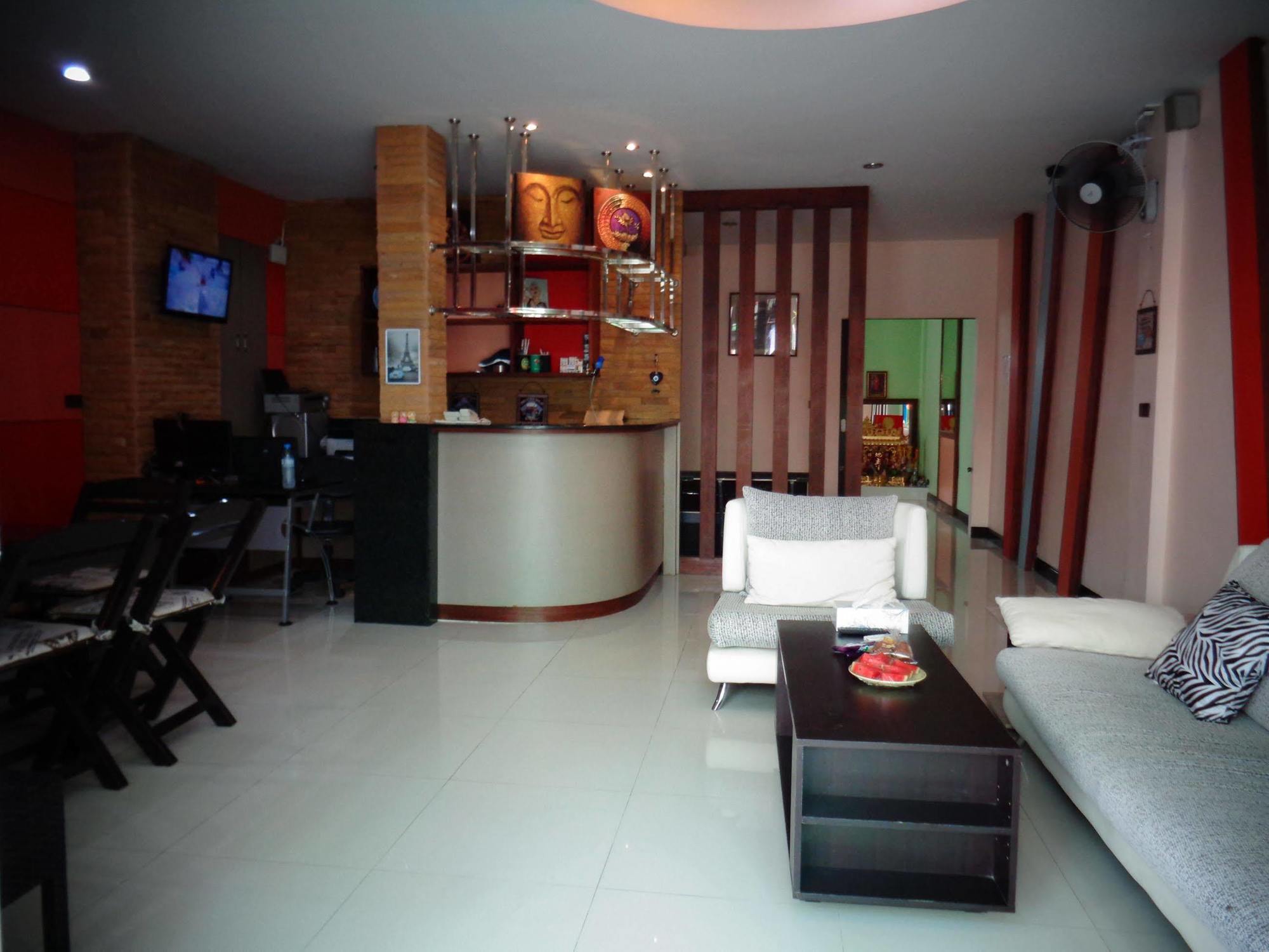 Bgw Phuket Hostel Patong Ngoại thất bức ảnh