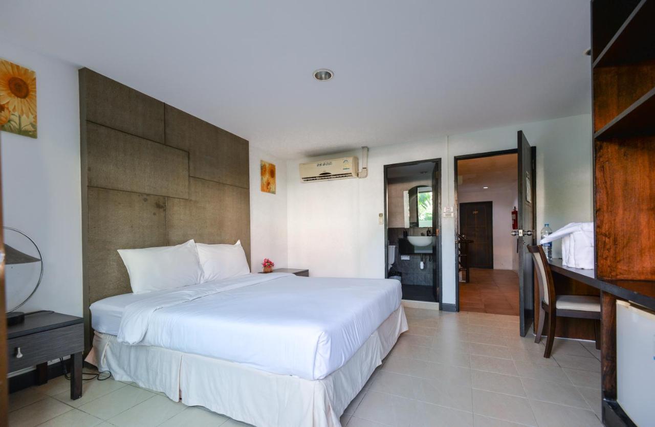 Bgw Phuket Hostel Patong Ngoại thất bức ảnh